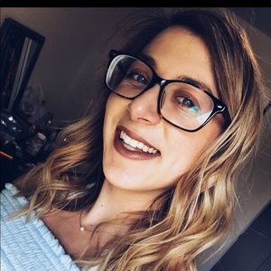 Meet your Posher, Libby